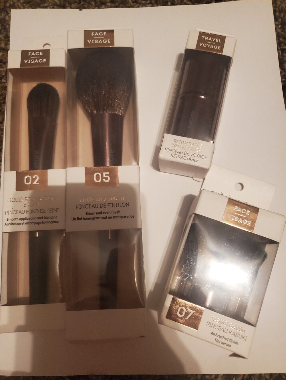 4 Nude By Nature Cosmetic Brushes
